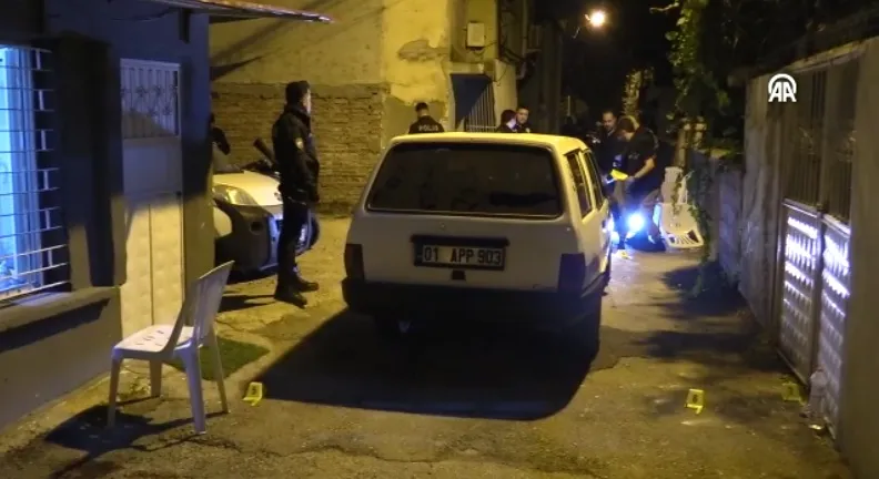 Adana’da İki Aile Arasında Silahlı Kavga : 2 Yaralı