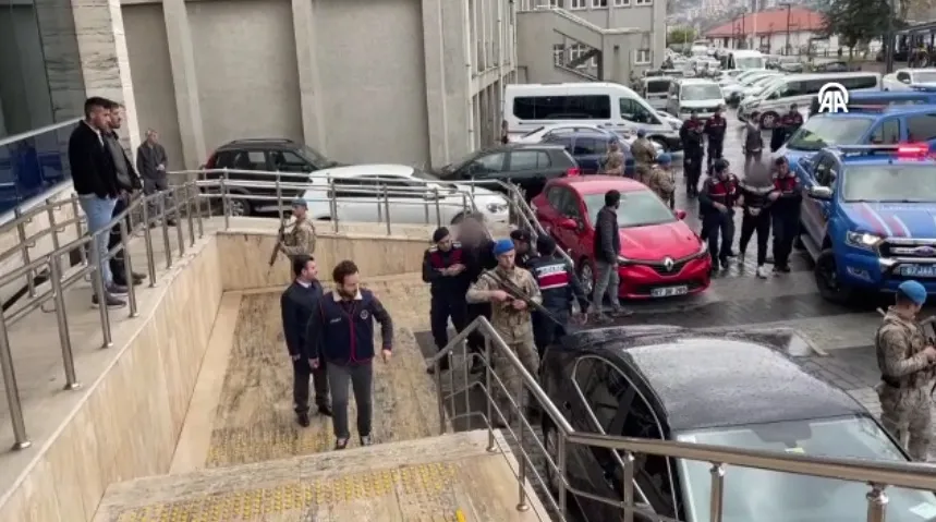 Zonguldak’ta Bulunan Yanmış Erkek Cesedi İle İlgili 6 Zanlı Yakalandı