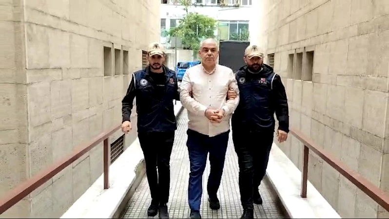 FETÖ üyeliğinden 7,5 yıl hapisle aranan eski Bursa Cumhuriyet Başsavcısı yakalandı