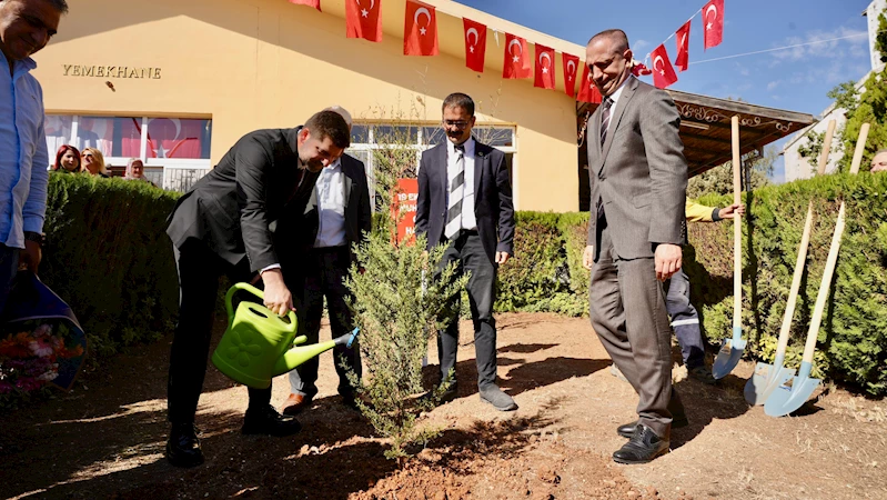 Başkan Boltaç Muhtarlar Günü’nü kutladı