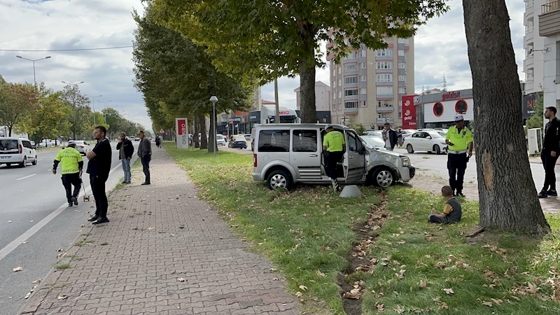 Hafif ticari aracın çarptığı yaya öldü