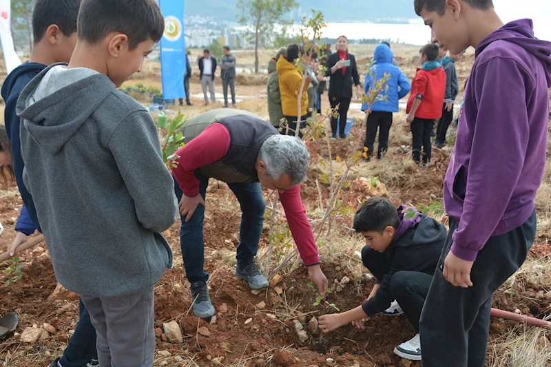 Eğitimcilerden doğaya destek