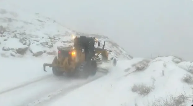 Elazığ’da 230 Köy Yolu Ulaşıma Kapandı