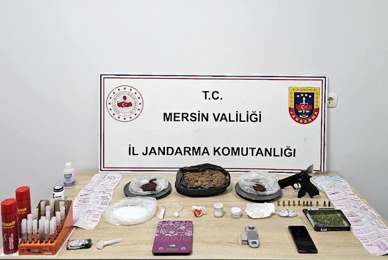 Jandarmadan torbacı operasyonu; 3 gözaltı