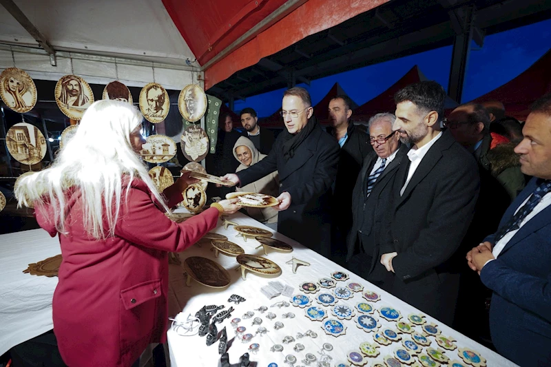 Hatay esnafı, yöresel ürünlerini Beylikdüzü