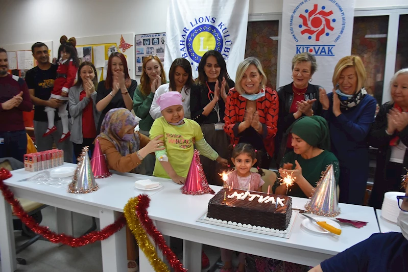 Onkoloji hastası çocuklar, yeni yıldan sağlık diledi