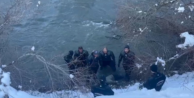 Kayıp Sabit öğretmenin cansız bedeni, Karasu Nehri