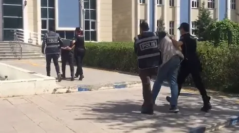 Kırşehir’de bıçak zoruyla motosikleti gasp edenler tutuklandı