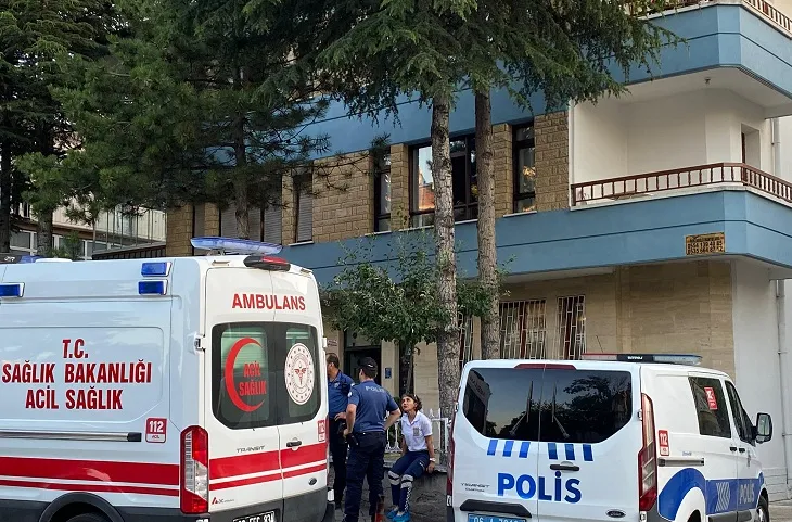 Çankaya’da aile faciası : Oğlunu  ve kızını öldürüp intihar etti