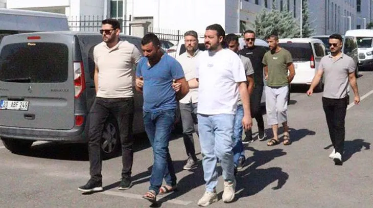 Denizli’de parkta kavga ettiği arkadaşını öldüren şahıs ve 2 arkadaşı tutuklandı