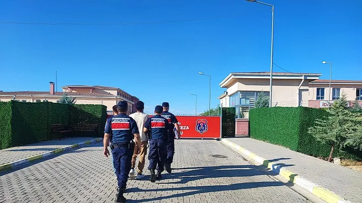 Malatya’da firari hükümlü,düzenlenen operasyonla yakalandı