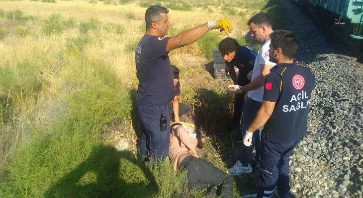 Malatya’da tren faciası ; 3 ölü, 1 yaralı