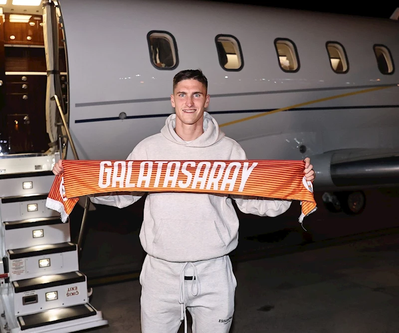 Galatasaray’ın yeni transferi Roland Sallai, İstanbul’a geldi (FOTOĞRAF EKLENDİ)