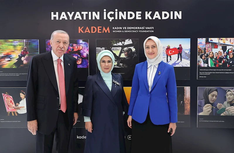 Cumhurbaşkanı Erdoğan ve eşi Emine Erdoğan, New York’ta KADEM’in fotoğraf sergisini gezdi