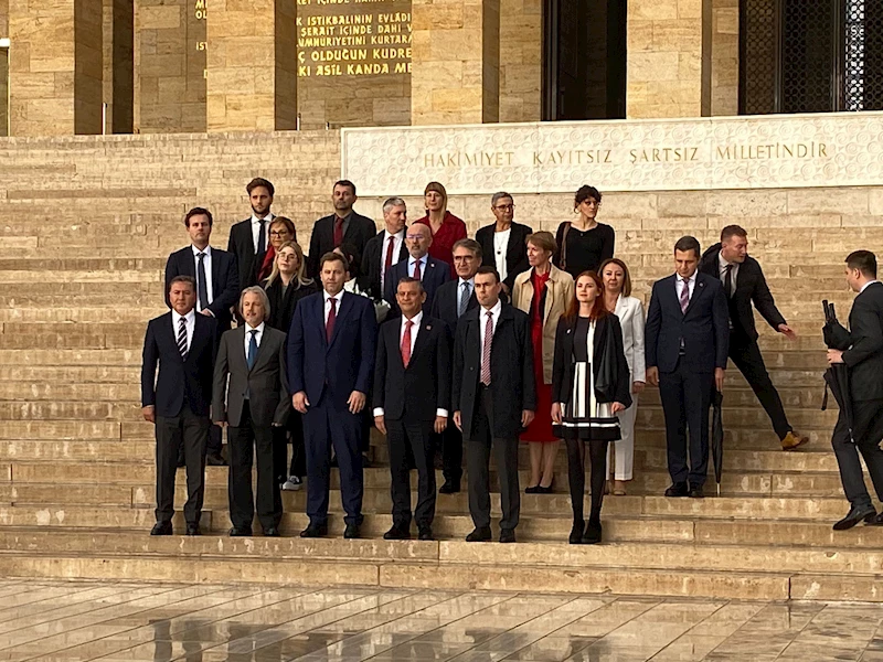 ANKARA - Özel ve SDP Eş Genel Başkanı Klingbeil, Anıtkabir