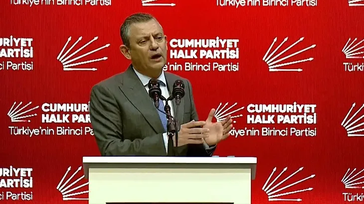 Özgür Özel ; CHP, Türkiye