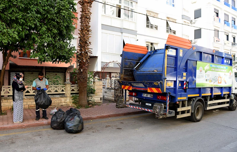 Muratpaşalılar geri dönüşümle 1,4 milyon lira kazandı