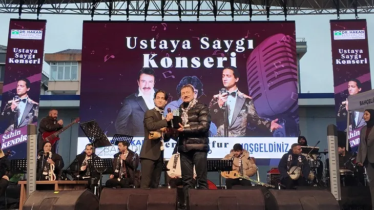 Bahçelievler’de Ferdi Tayfur anısına konser düzenlendi