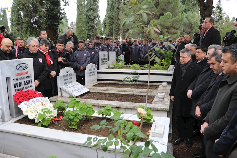 Samsunspor, 1989 yılında yaşanan kazada vefat eden teknik adam ve futbolcuları andı