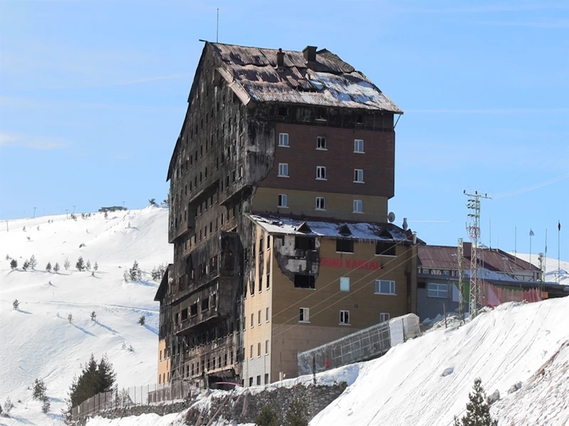 Bolu Belediye Başkanı Tanju Özcan, otel yangınıyla ilgili savcılığa suç duyurusunda bulundu