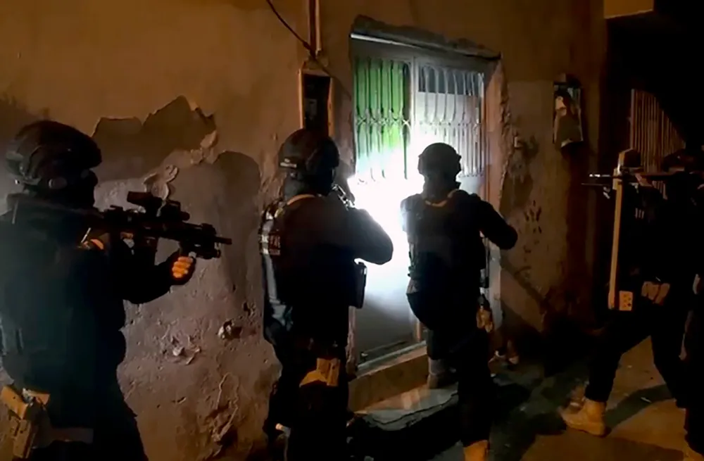 Sosyal medyada DEAŞ propagandası yapan 3 şüpheli tutuklandı