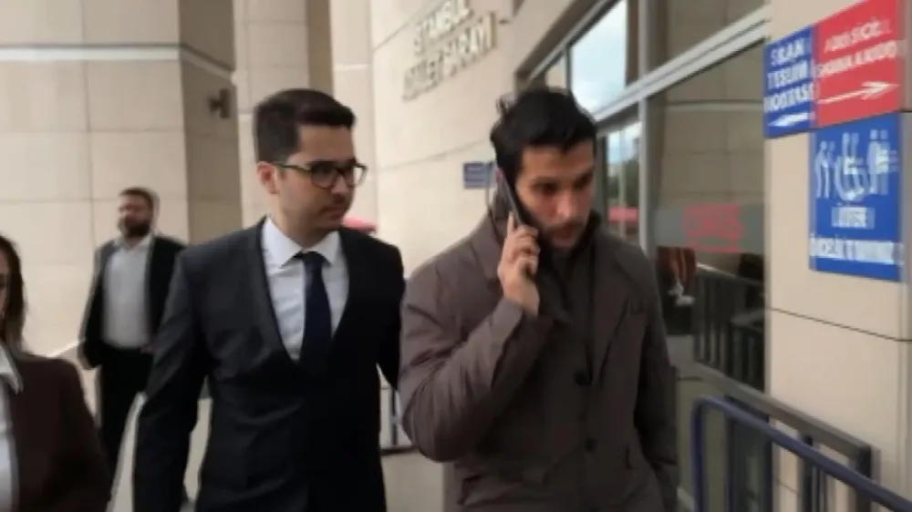 Beşiktaşlı futbolcu Necip Uysal, suç duyurusu için adliyede