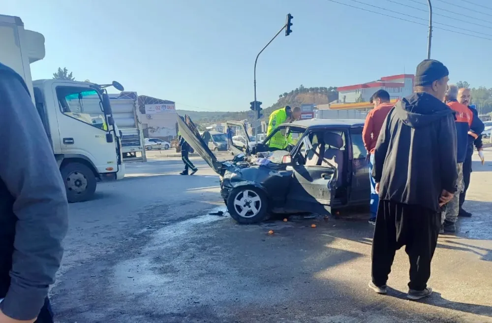 Osmaniye’nin Toprakkale ilçesinde trafik kazası ; 6 yaralı