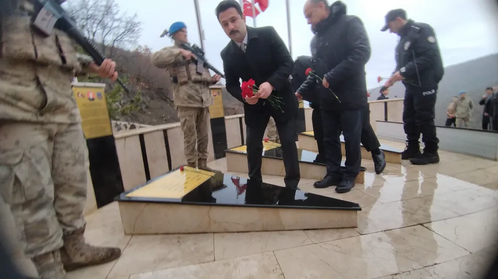 Tokat’ta 16 yıl önce şehit olan 7 asker için anma töreni