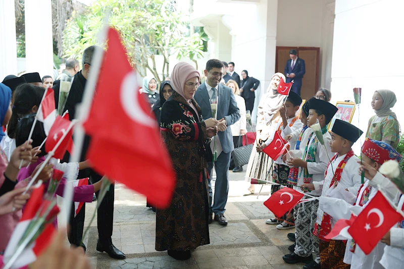 Emine Erdoğan, Endonezya