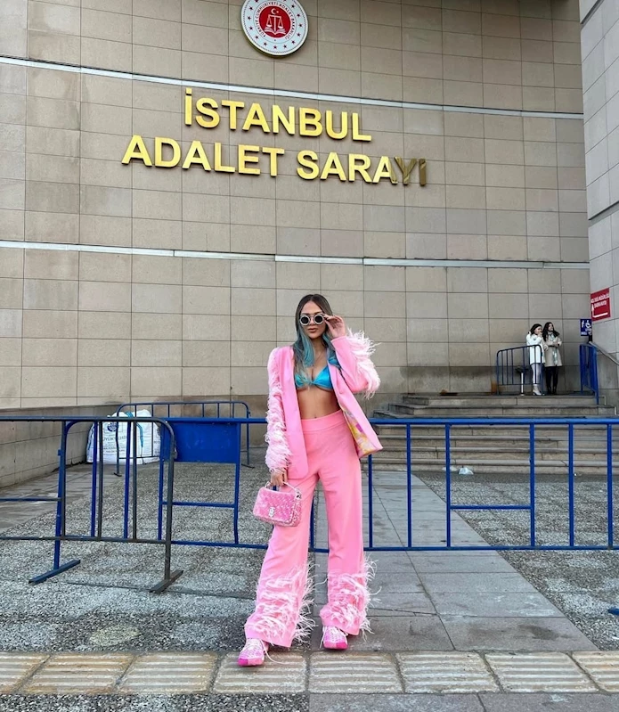 İstanbul- Merve Taşkın gözaltına alındı-2 / Fotoğraf ve Arşiv görüntü eklendi