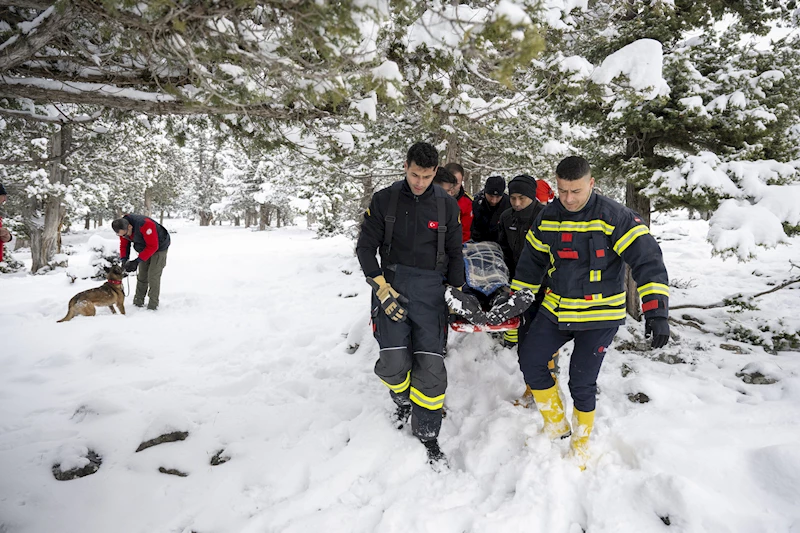 Mersin İtfaiyesi’nden nefes kesen tatbikat