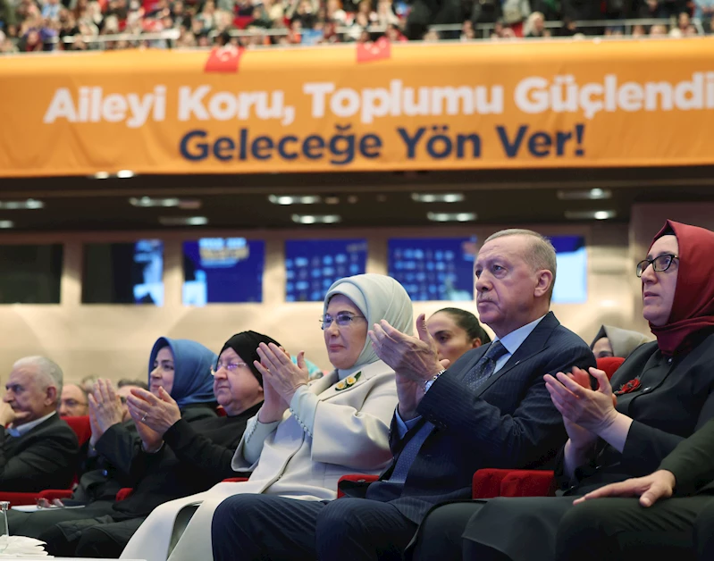 İstanbul - Cumhurbaşkanı Recep Tayyip Erdoğan, Ak Parti Kadın Kolları 7. Olağan Kongresi