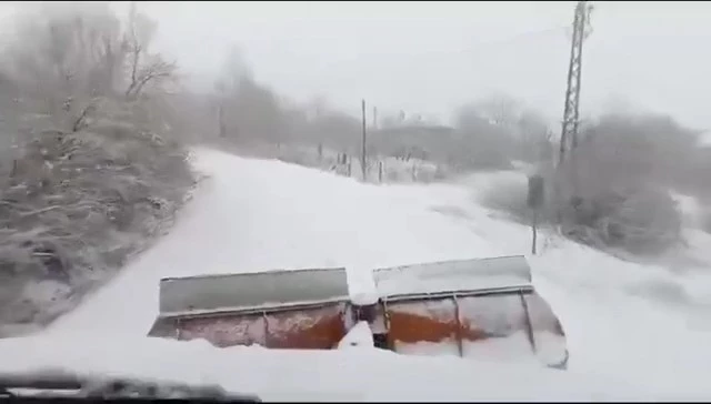 Elazığ’da 172 köy yolu, kar nedeniyle ulaşıma kapandı