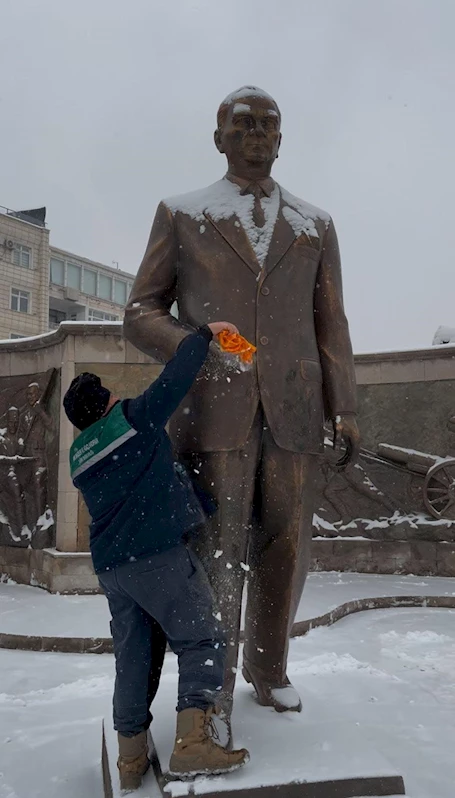 Atatürk Anıtı