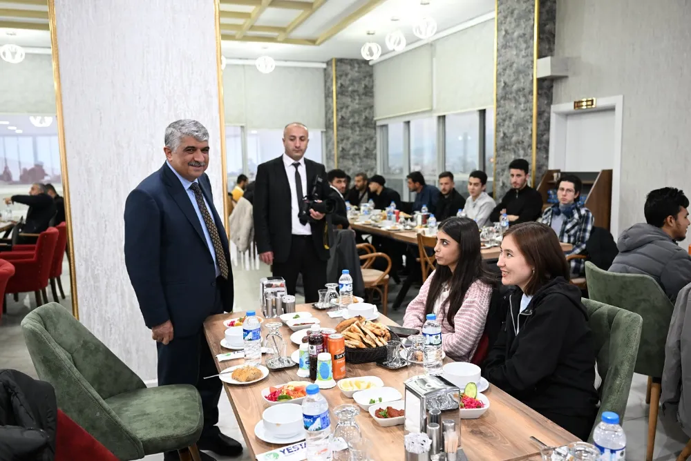 Yeşilyurt Belediyesi,Uluslararası Öğrencileri İftar Yemeğinde Ağırladı