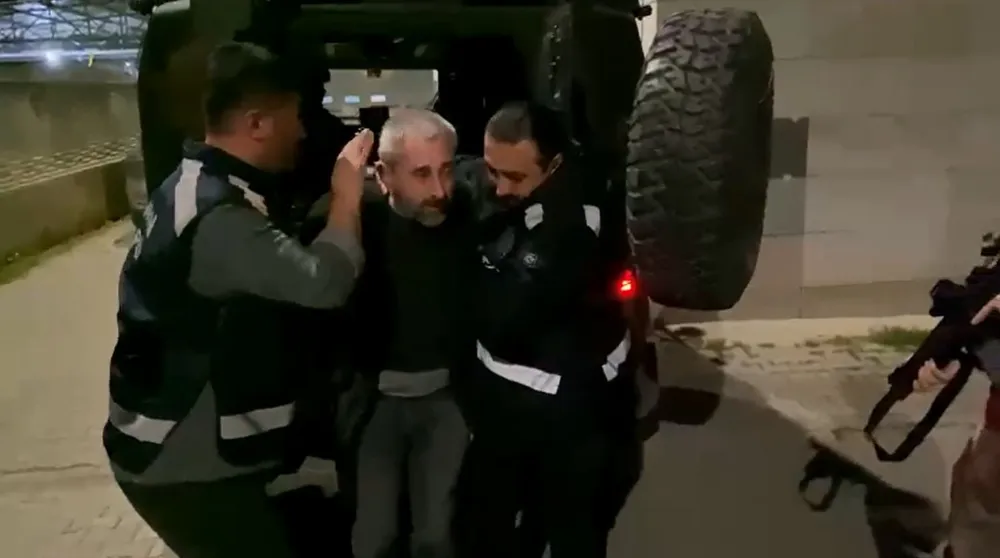 Kardeşini tıraş olurken ensesinden vurarak öldüren ağabey, yakalandı