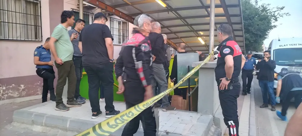 Eski eşini metro alt geçidinde tabancayla başından vurarak öldürdü