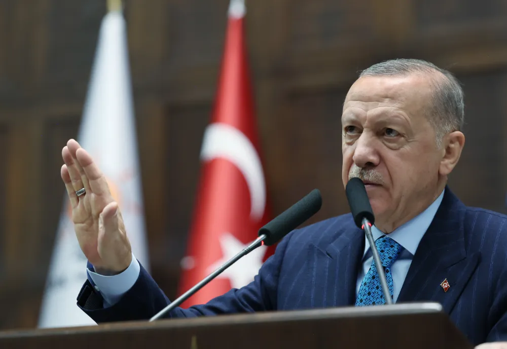 Erdoğan : Bize yönelik her saldırıda, saldırgana hak ettiği cevabı veririz