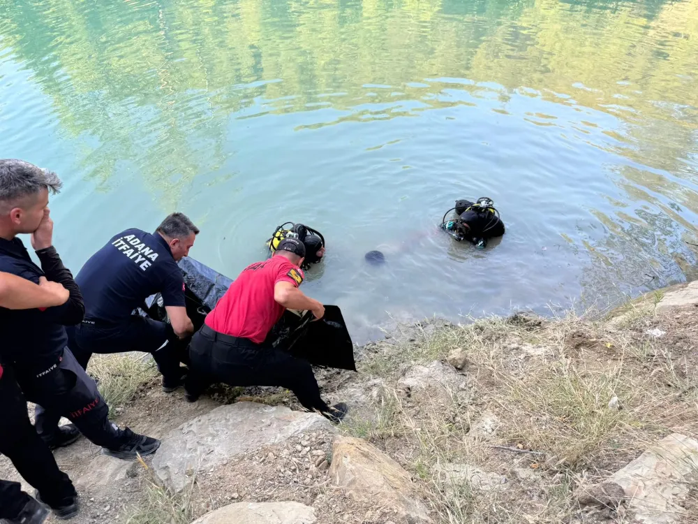 Serinlemek için dereye giren genç boğuldu