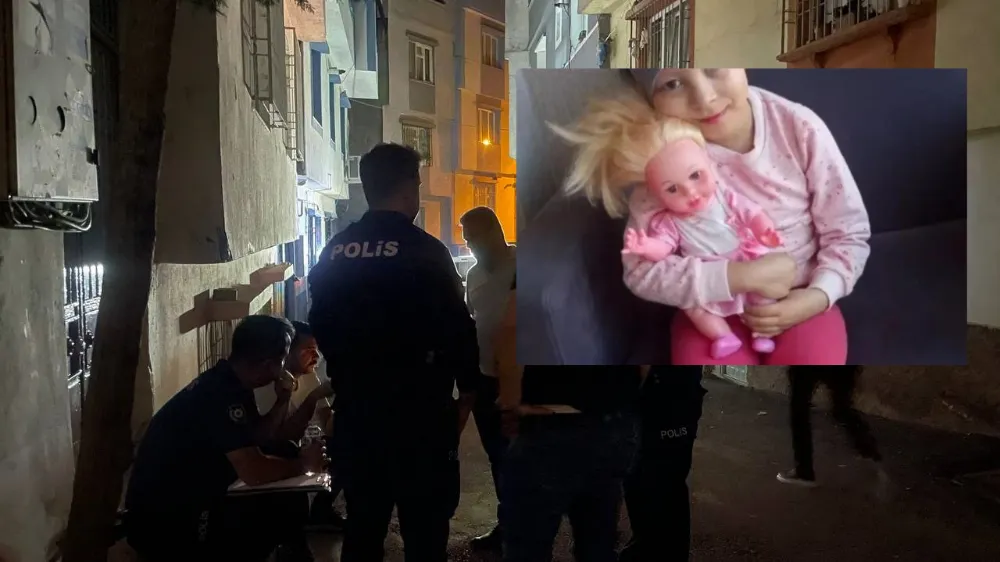 Gaziantep’te evde ölü bulunan genç kadın ve 3 yaşındaki kızının cenazeleri teslim edildi