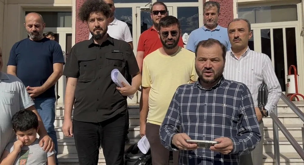 Aydın’da Hz. Muhammed A.slm’ın karikatür çizimini yapan dergi hakkında suç duyurusunda bulunuldu