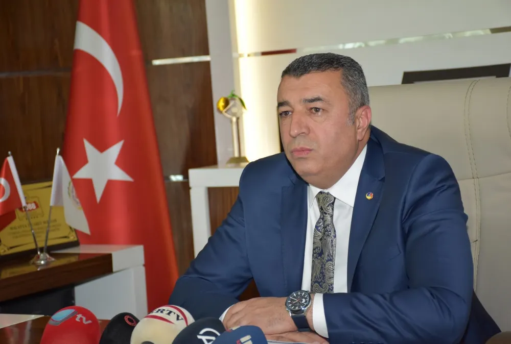 Başkan Özcan ; Karanlık geceyi imanımızla aydınlattık