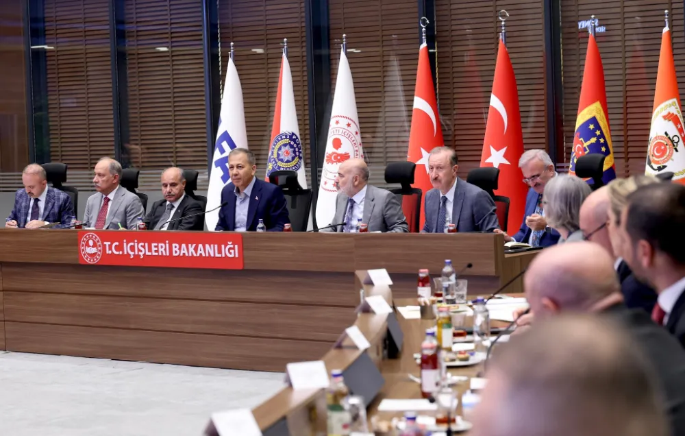 Bakan Yerlikaya : Sahipsiz hayvanların toplanması hem insani hem hukuki bir sorumluluktur