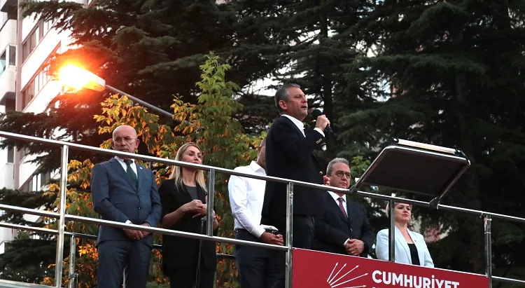 Özgür Özel : İmamoğlu artık bir partinin değil, milletin adayıdır