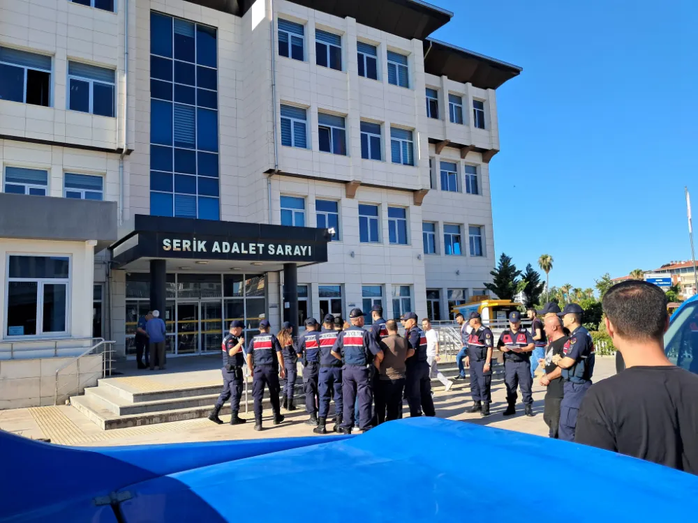 Tehdit ve şantaj çetesine operasyon : 8 gözaltı,1 tutuklama