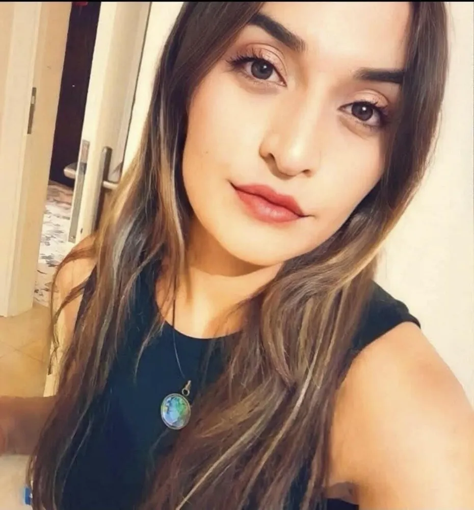 Genç kız yalnız yaşadığı evinde ölü bulundu