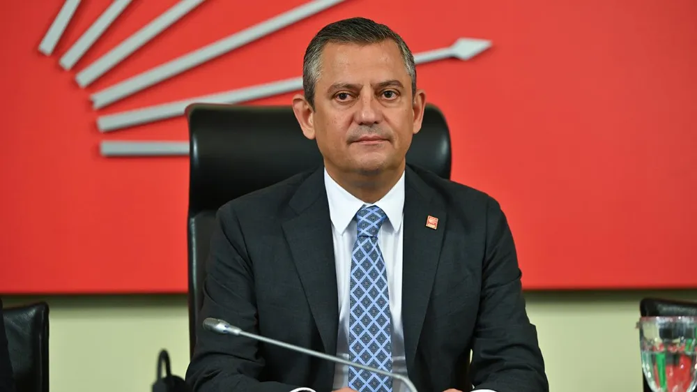 Özgür Özel