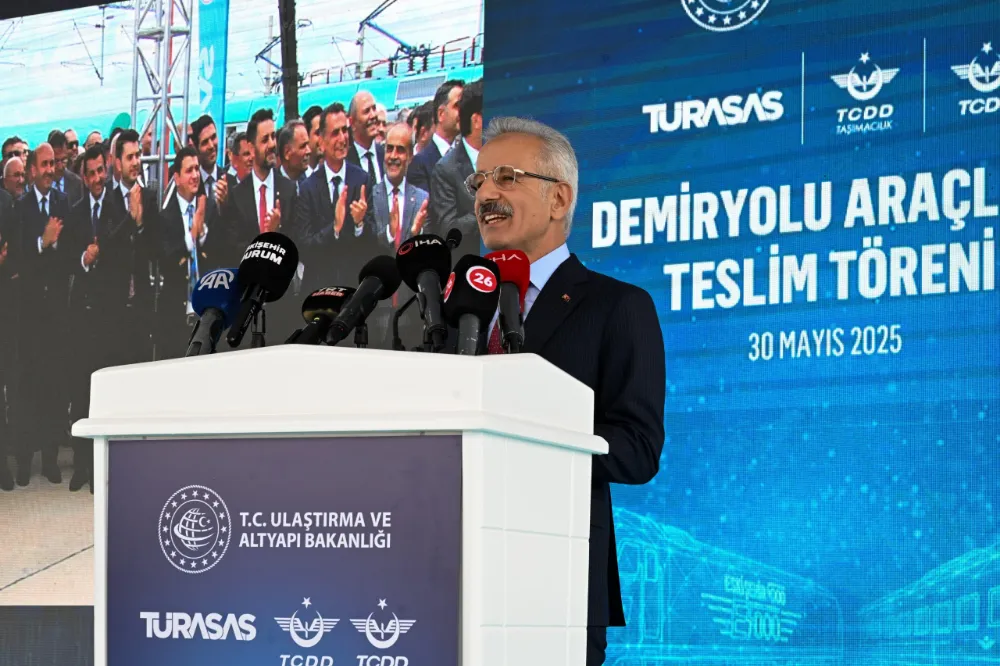 Bakan Uraloğlu: 2025 yılında 127 milli yük vagonunu raylara indirdik