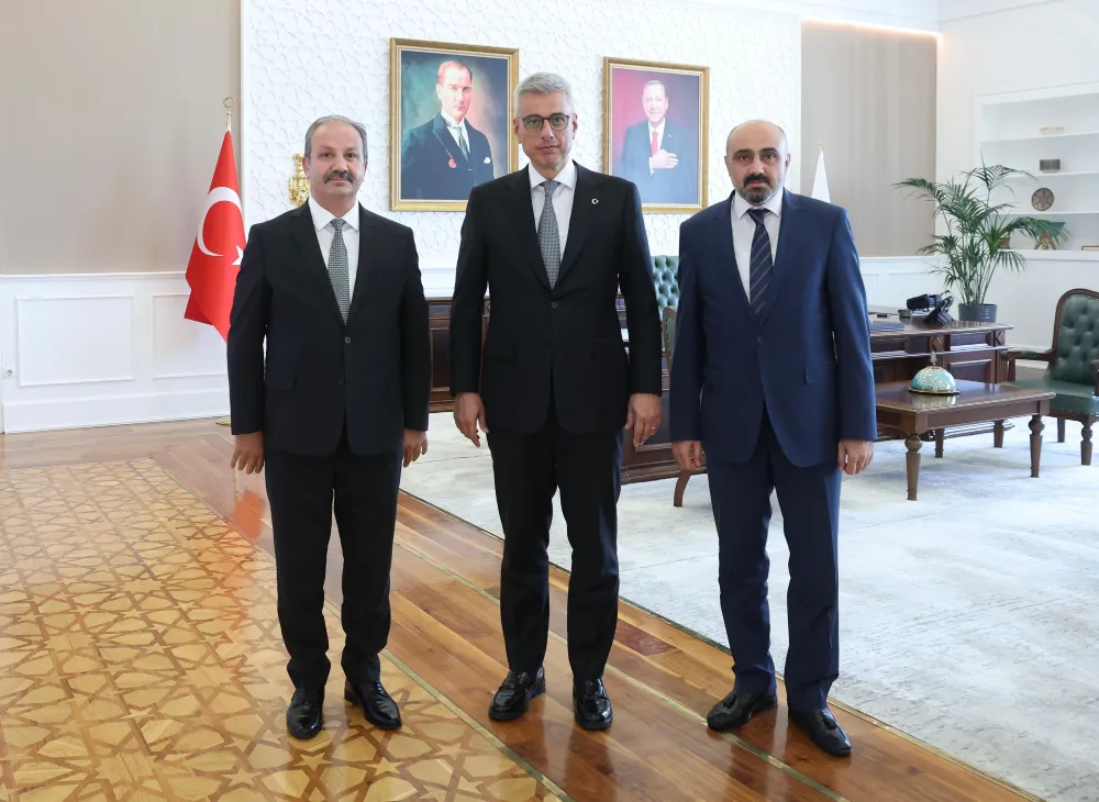 Bakan Memişoğlu,sağlık çalışanlarına toplu sözleşmede destek sözü verdi