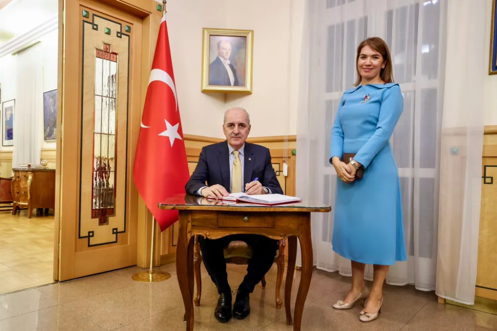 TBMM Başkanı Kurtulmuş, Türkiye’nin Budapeşte Büyükelçiliği’ni ziyaret etti